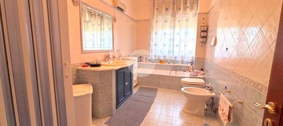 2 Schlafzimmer Wohnung in Palermo, Italy, Nr. 377636 28