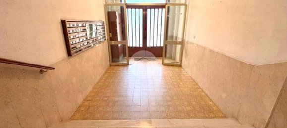 2 Schlafzimmer Wohnung in Palermo, Italy, Nr. 377636 2