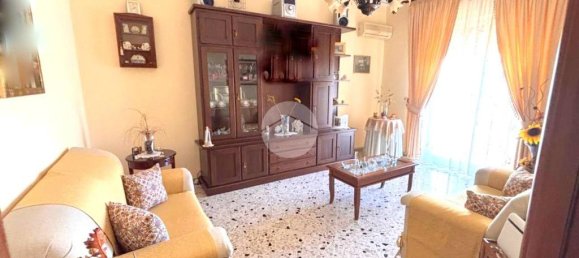 2 Schlafzimmer Wohnung in Palermo, Italy, Nr. 377636 11