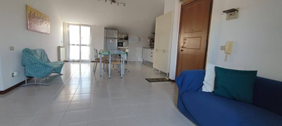 3 Schlafzimmer Wohnung in Città Sant'Angelo, Italy, Nr. 337773 4