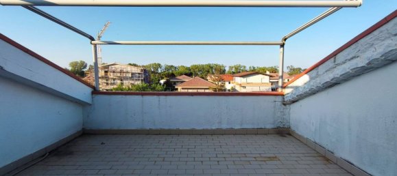 3 Schlafzimmer Wohnung in Città Sant'Angelo, Italy, Nr. 337773 6