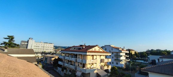 3 Schlafzimmer Wohnung in Città Sant'Angelo, Italy, Nr. 337773 19