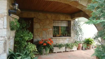 4 bedrooms House in La Bisbal D'emporda, Spain No. 217996