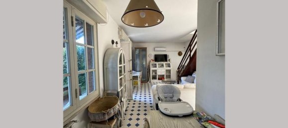 2 rooms Villa in Forte dei Marmi, Italy No. 309983 6