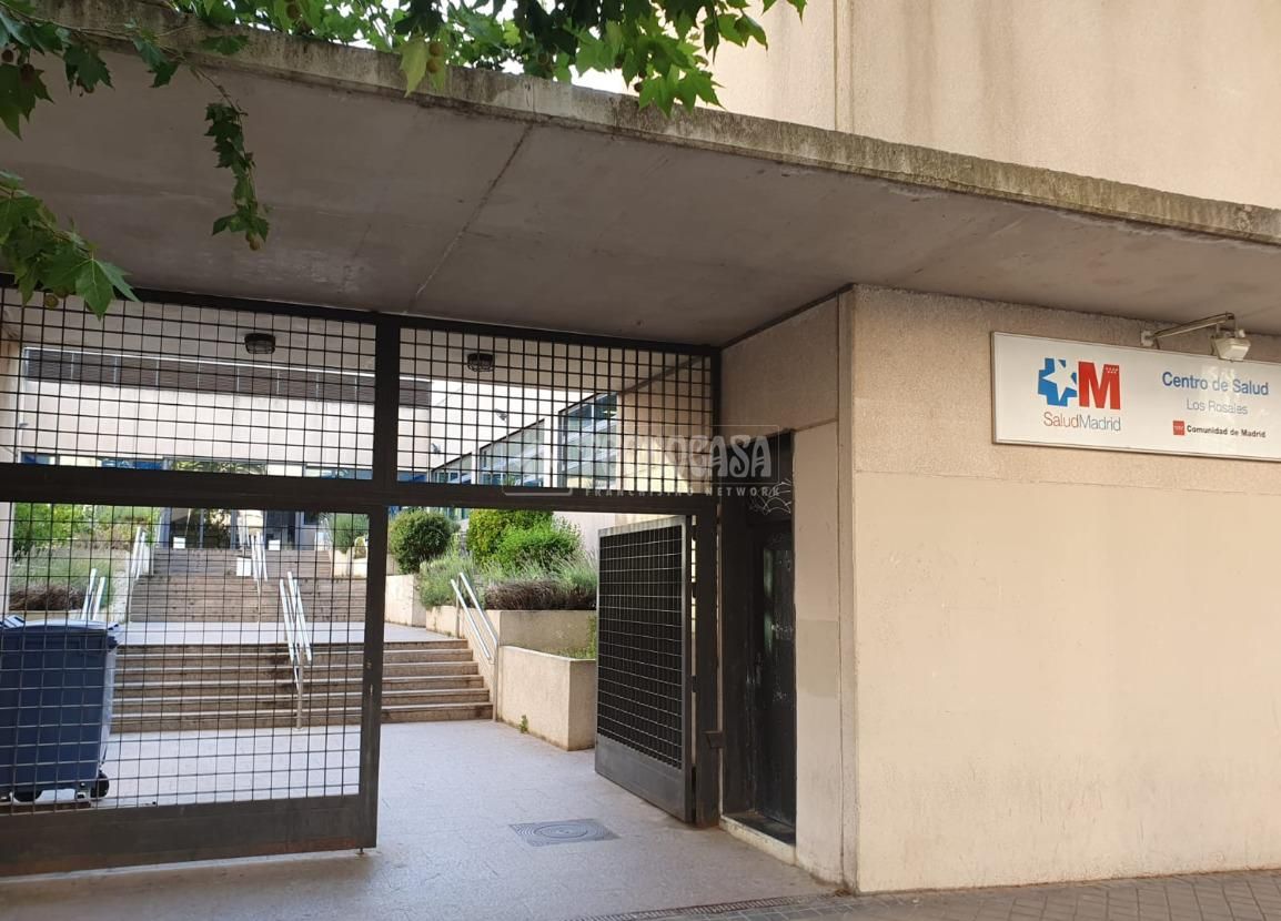 3 bedrooms Apartment in Madrid, Spain No. 187225