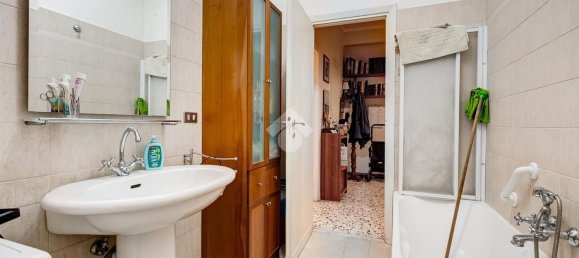 2 rooms Apartment in Rome, Italy No. 204574 30