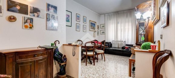 2 rooms Apartment in Rome, Italy No. 204574 8
