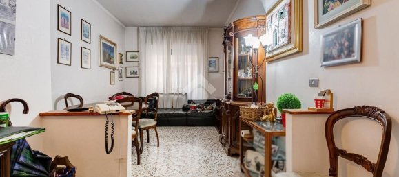 2 rooms Apartment in Rome, Italy No. 204574 9