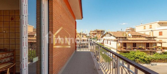 Квартира с 2 спальнями в Рим, Италия № 330782 25