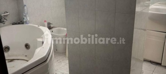 3 bedrooms Apartment in Latina, Italy No. 105108 5