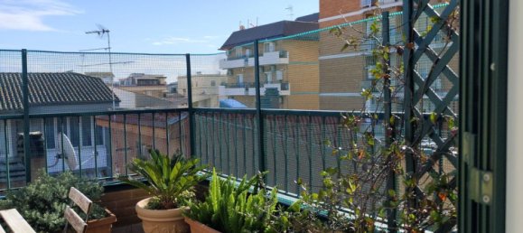 3 rooms Penthouse in Ladispoli, Italy No. 50144 8