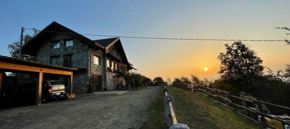 11 bedrooms Villa in Brosso, Italy No. 370867 3