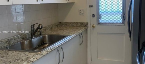 1 bedroom Commercial property for sale in Miami, Miami-Dade, Florida, USA № 614785 19