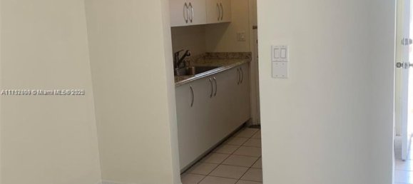 1 bedroom Commercial property for sale in Miami, Miami-Dade, Florida, USA № 614785 11