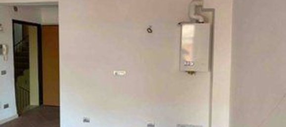 2 rooms Apartment in Ferrara, Italy No. 19595 14