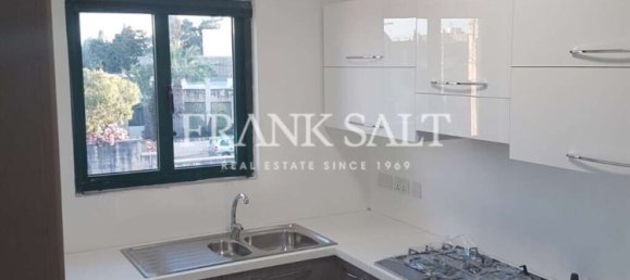 Квартира с 2 спальнями в Сент-Джулианс, Мальта № 4642 9