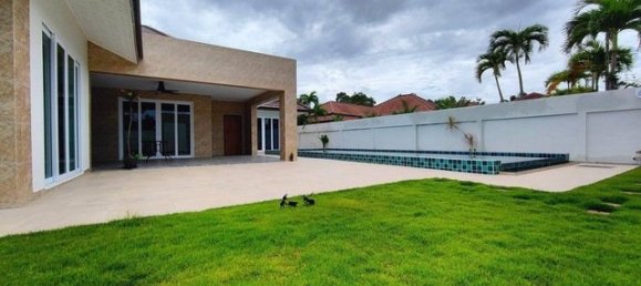 3 bedrooms Villa in Pattaya, Thailand No. 26305 20