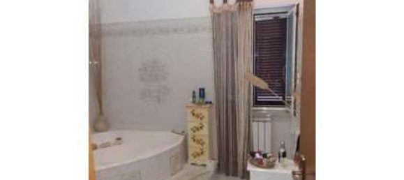 7 rooms Apartment in Rome, Italy No. 197766 12