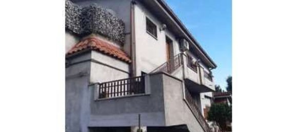 7 rooms Apartment in Rome, Italy No. 197766 6