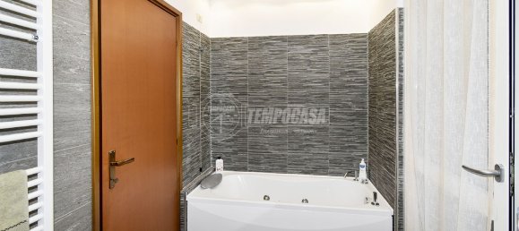 3 rooms Villa in Brugherio, Italy No. 71105 22