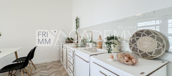 2-salle Appartement à Rome, Italy No. 16906 22