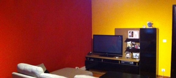 3 rooms Apartment in Turin, Italy No. 261597 3