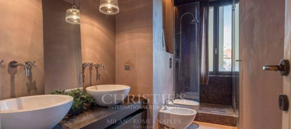 5 bedrooms Apartment in Milan, Italy No. 248104 39