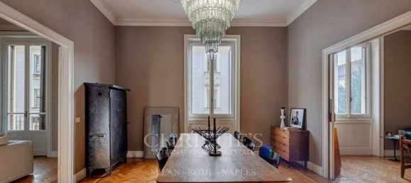 5 bedrooms Apartment in Milan, Italy No. 248104 8