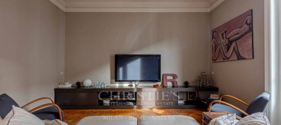 5 bedrooms Apartment in Milan, Italy No. 248104 11
