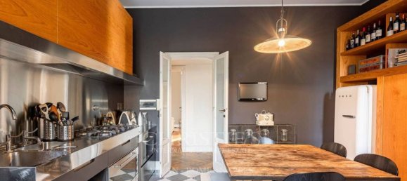 5 bedrooms Apartment in Milan, Italy No. 248104 18