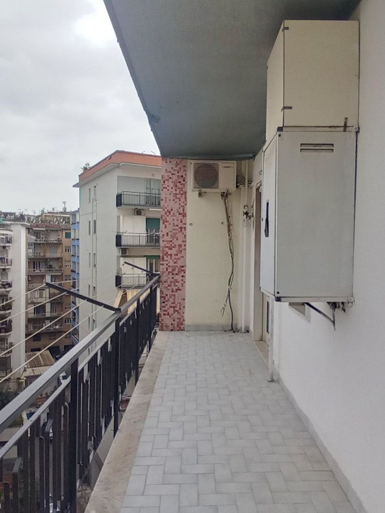 Apartamento de 3 dormitorios en Naples, Italy No. 311581
