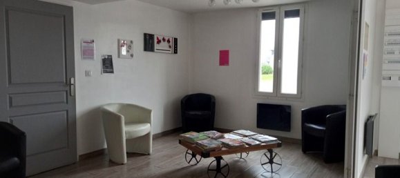 Casa T4 em Marseilles-les-Aubigny, France N.º 158355 8