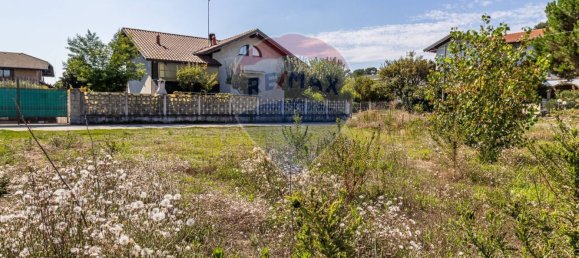 537m² Land in Lonate Pozzolo, Italy No. 309133 7