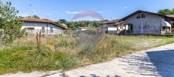 537m² Land in Lonate Pozzolo, Italy No. 309133 4
