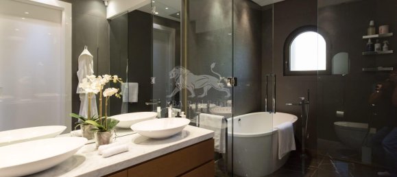 4 bedrooms Villa in Palm Jumeirah, UAE No. 93658 7