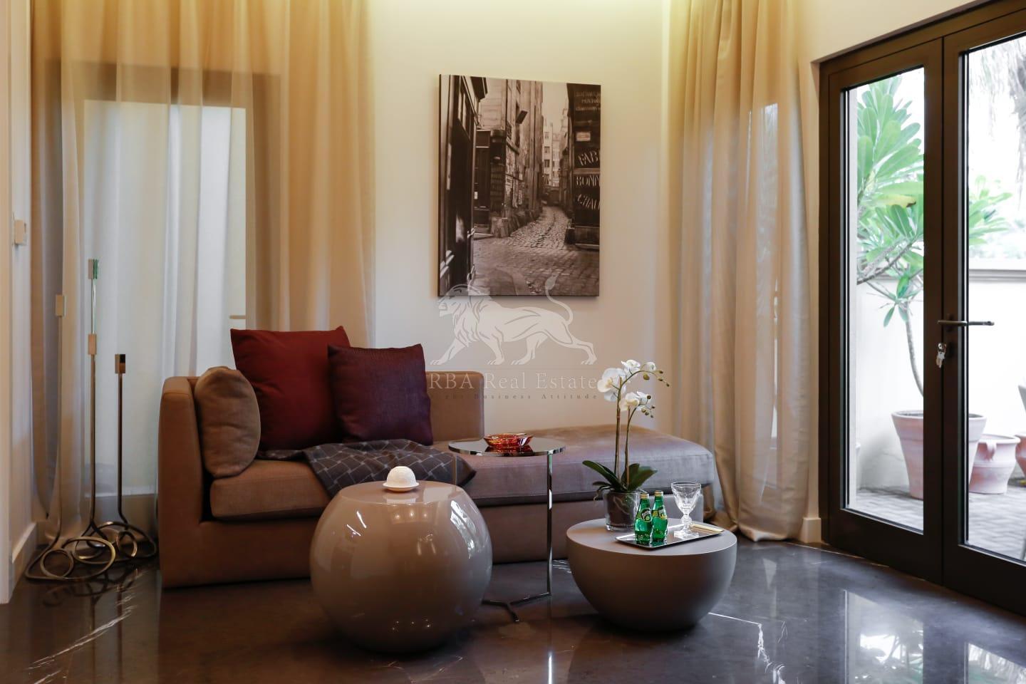 4 bedrooms Villa in Palm Jumeirah, UAE No. 93658