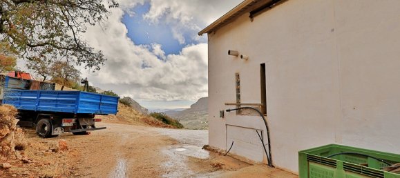 2 bedrooms House in Alfarnatejo, Spain No. 57158 8