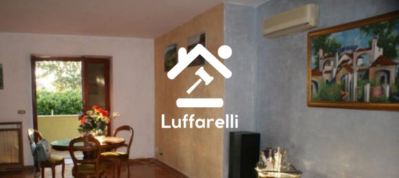 9-Zimmer Villa in Guidonia Montecelio, Italy, Nr. 191386 12
