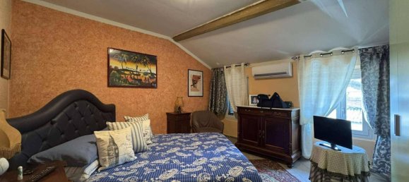 3 bedrooms House in Mede, Italy No. 359522 3