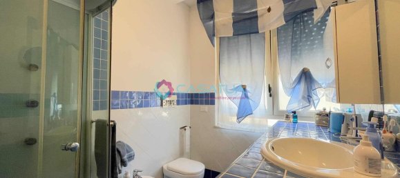 5 rooms Apartment in Città Sant'Angelo, Italy No. 43143 25