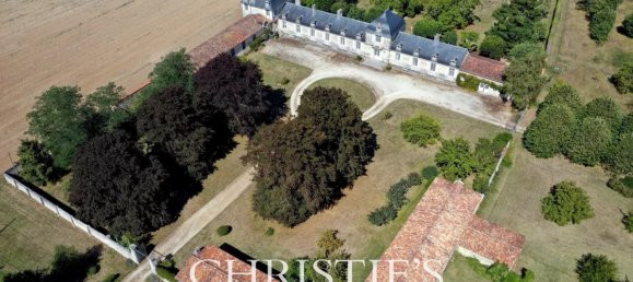 Замки и поместья с 10 спальнями в Сент, Франция № 40376 21