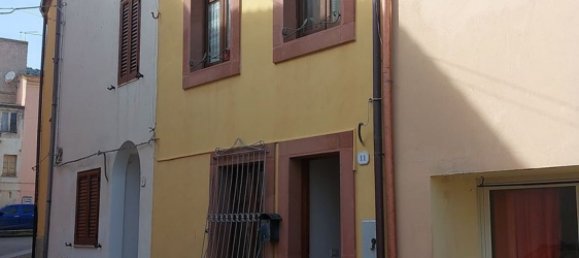 Casa de 8 habitaciónes en Tula, Italy No. 124856 3