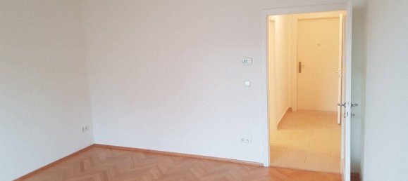 2 rooms Apartment in Gries, Austria No. 173655 2