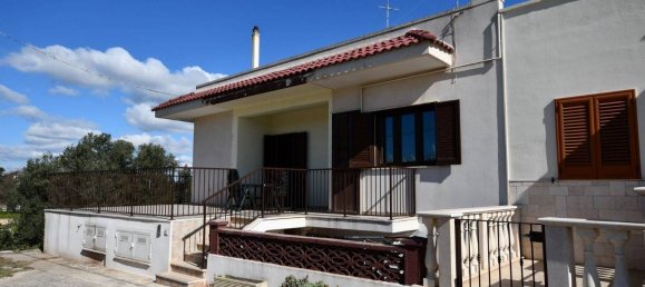 2 Schlafzimmer Haus in Cisternino, Italy, Nr. 35454 2