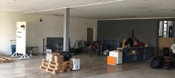 Склад 1050м² в Латина, Италия № 137058 4