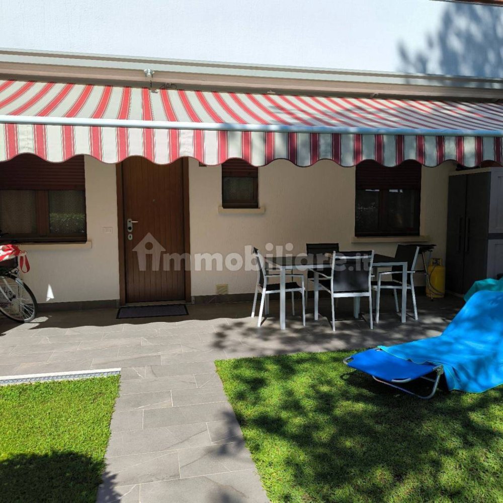 2 bedrooms Apartment in San Michele al Tagliamento, Italy No. 259542