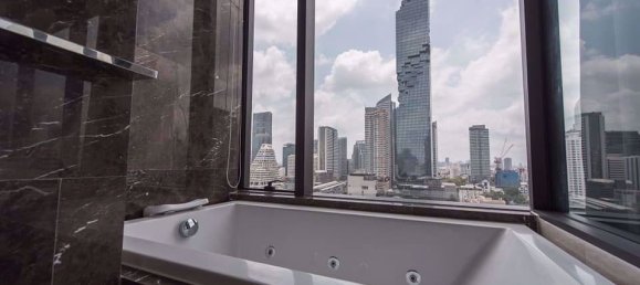 Кондоминиум  с 2 спальнями в Ashton Silom, Пляж Рейли, Таиланд № 31463 12