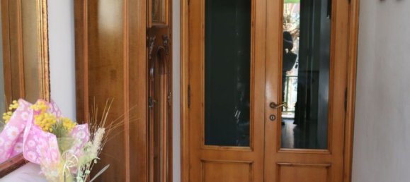 Casa de 6 habitaciónes en Mogliano, Italy No. 175940 26