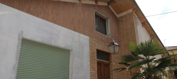 Casa de 6 habitaciónes en Mogliano, Italy No. 175940 49