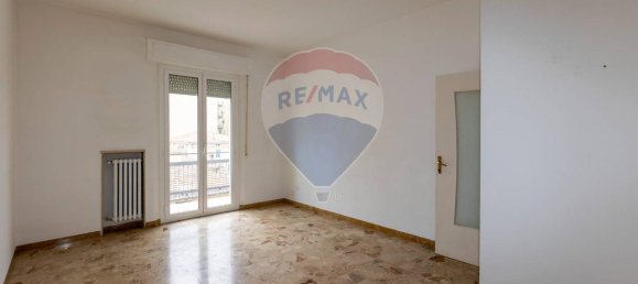 7 rooms Apartment in Chiaravalle, Italy No. 5164 7